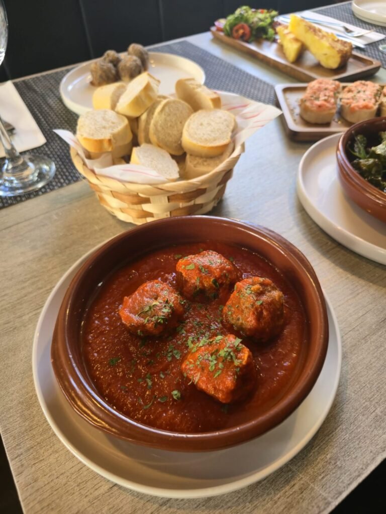 Albóndigas Spanish meatballs in tomato sauce