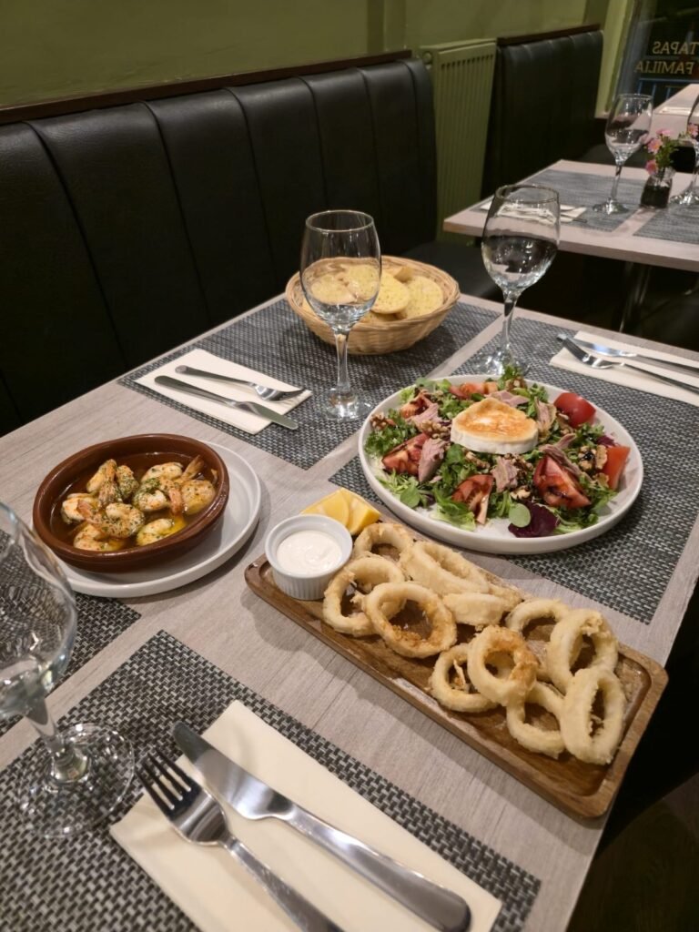 Calamares, goat cheese salad and garlic mushrooms
